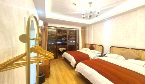 Family Suite with Balcony