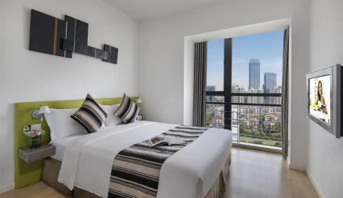 One-Bedroom Deluxe Apartment