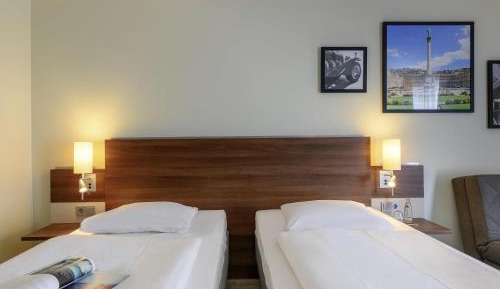 Standard Twin Room with Sofa