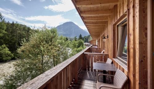 Triple Room with Mountain View