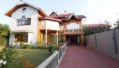 Double Room with Balcony (3 Adults)