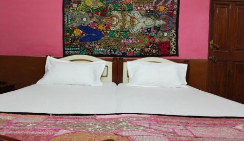 Double Room with Shared Bathroom