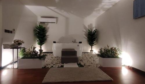 Suite with Spa Bath