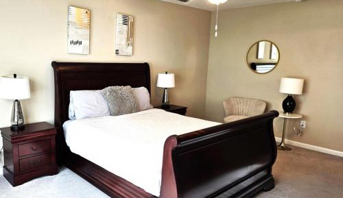 Three-Bedroom Townhouse