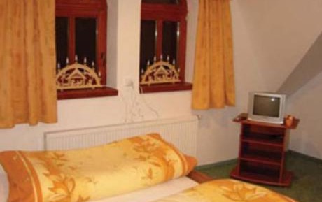 Triple Room with Private Bathroom