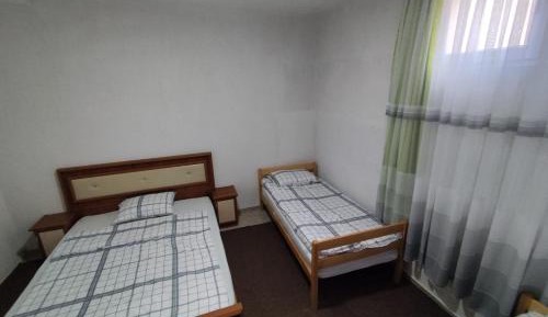 Quadruple Room with Shared Bathroom