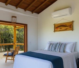 Suite with Pool View