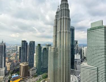 Three-Bedroom Apartment - High Floor