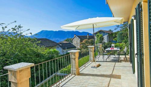 Two-Bedroom Apartement with Balcony