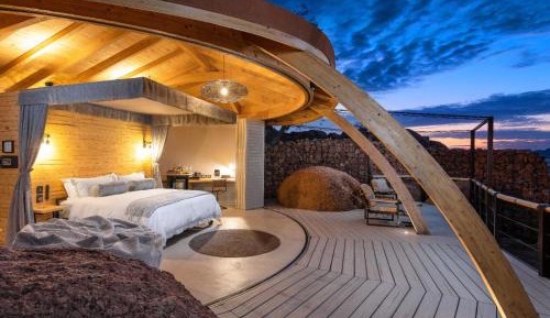Luxury Suite