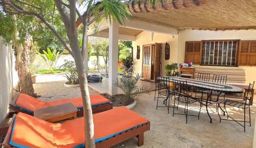 Villa - Beach Front
