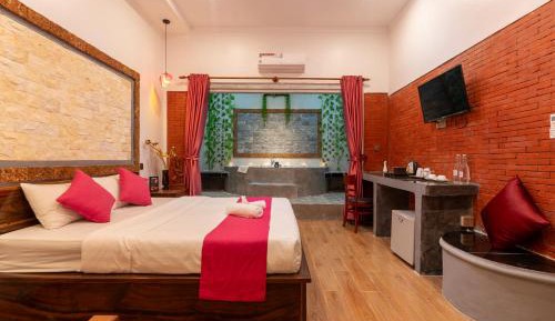 Superior King Room