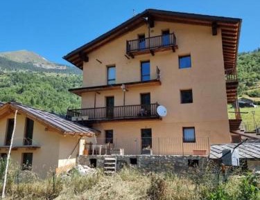 Two-Bedroom Apartment with Balcony
