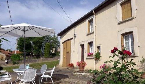 Holiday Home (2 adults)