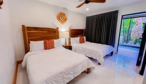 Deluxe Family Suite