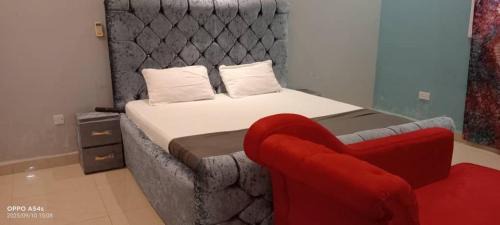 Deluxe Double Room (2 Adults + 1 Child)