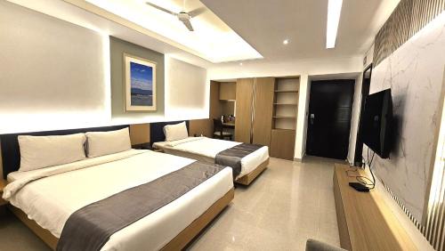 Deluxe Triple Room