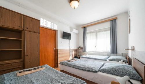 Triple Room with Shared Bathroom