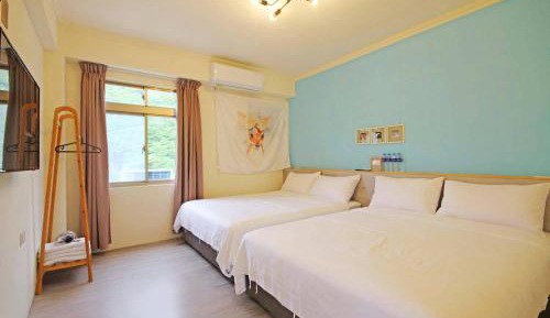 Economy Quadruple Room