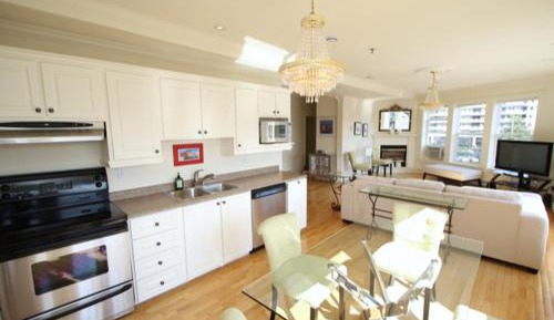 Three-Bedroom Apartment with Water View