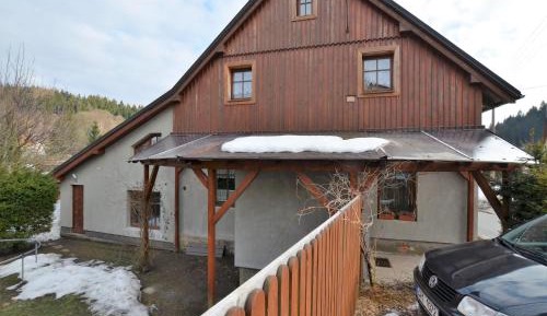 Four-Bedroom Holiday Home