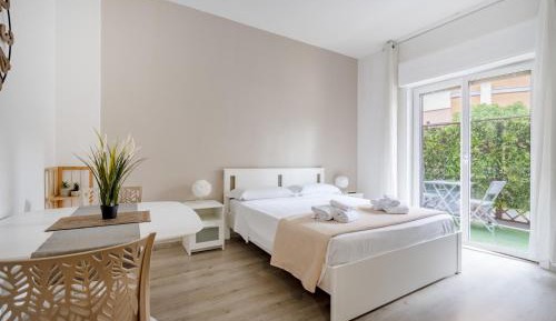 Two-Bedroom Deluxe Apartment