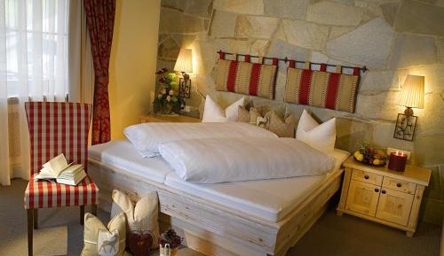 Double Room with Balcony (3 Adults)