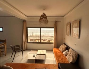 Deluxe One-Bedroom Apartment with Ocean View