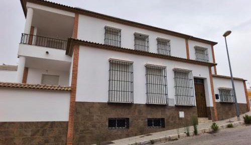 One-Bedroom House