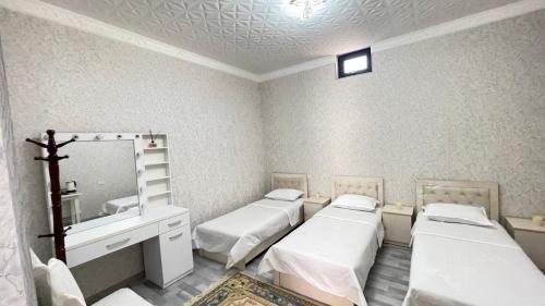 Triple Room with Private Bathroom