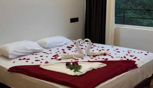 Economy Triple Room