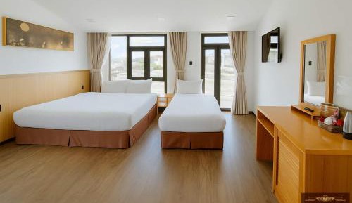 Luxury Triple Room