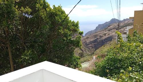Studio Apartment with Sea View