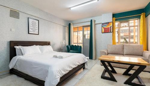 Studio Apartment with Balcony