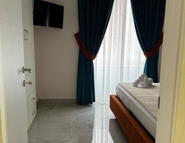 Superior One-Bedroom Apartment with Balcony