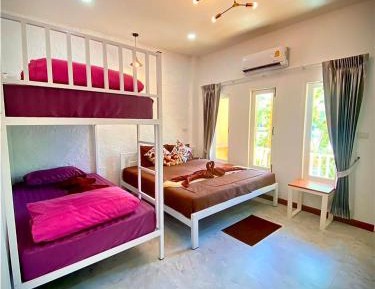 Triple Room