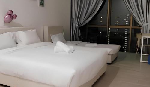 Two-Bedroom Apartment with Balcony