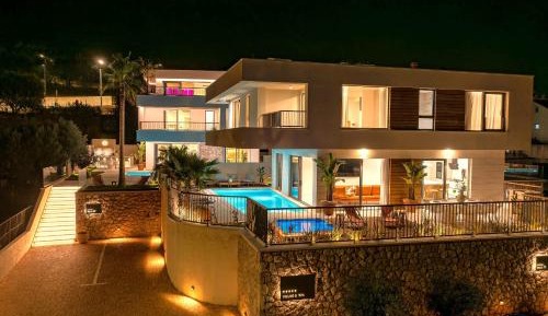 Villa with Private Pool
