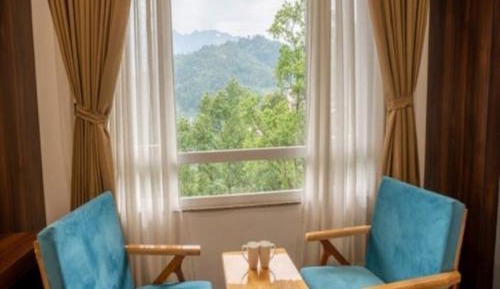 Double Room with Mountain View