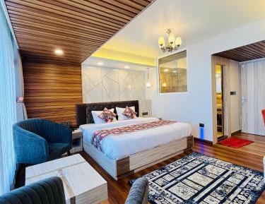 Double Room with Mountain View