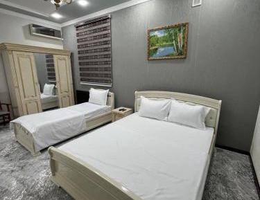 Deluxe Family Room