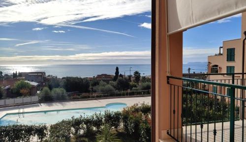 One-Bedroom Apartment with Sea View and Terrace