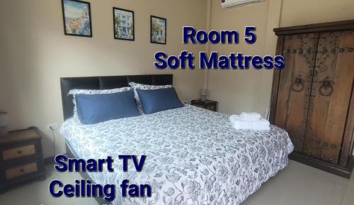 Deluxe Double Room with Shower