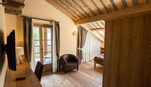 Family Room - Split Level