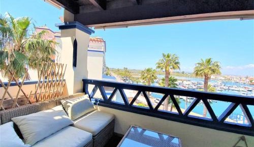 One-Bedroom Apartment with Terrace