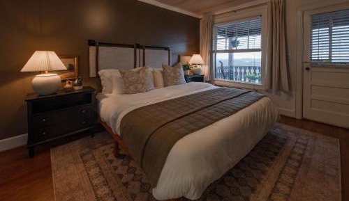 King Suite with Balcony