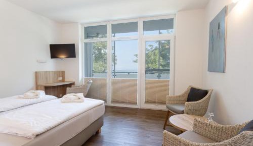 Double Room with Balcony - 1