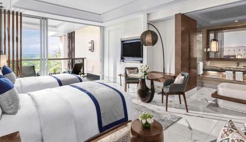 Luxury Twin Room with Resort View