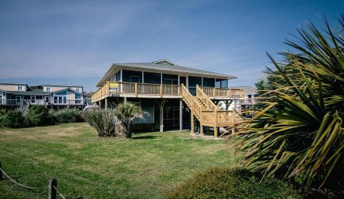 Five-Bedroom Holiday Home