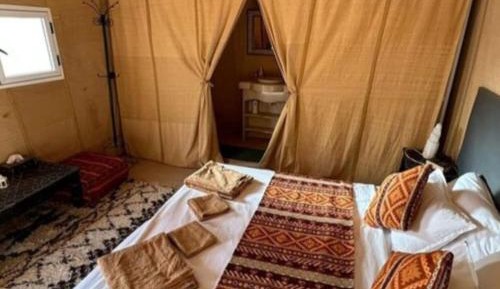 Double or Twin Room with Private Bathroom